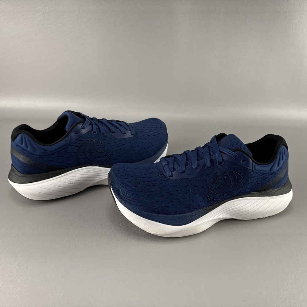 Topo Atmos Shoes Mens 9.5 Wide Athletic Running Walking Cushion Comfort Sneakers